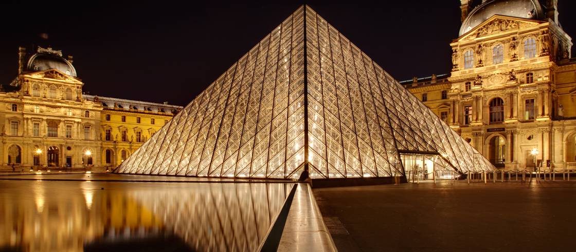  متحف اللوفر.. أكبر متاحف العالم وأكثرها زيارة وشهرة