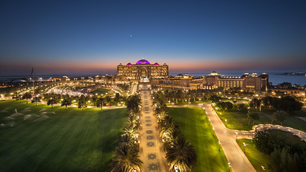 مطاعم فندق قصر الإمارات أبو ظبي