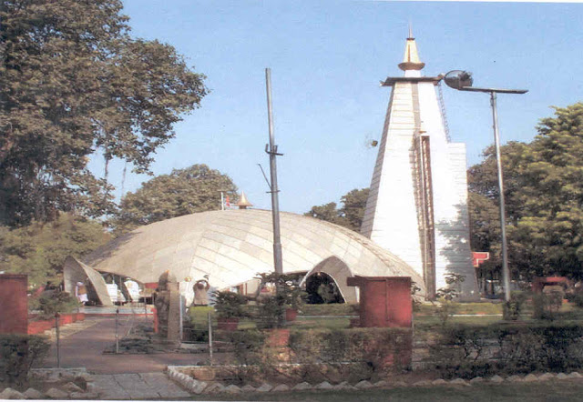معبد داكشينامورتي