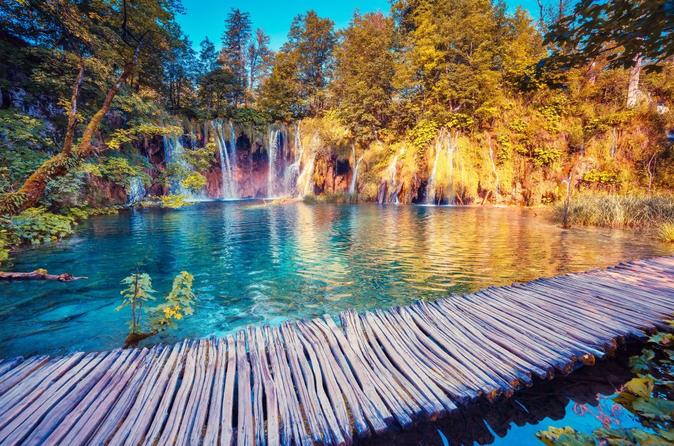 بحيرات كرواتيا  Plitvice-lakes-and-rastoke-full-day-tour-from-zagreb-in-zagreb-270009