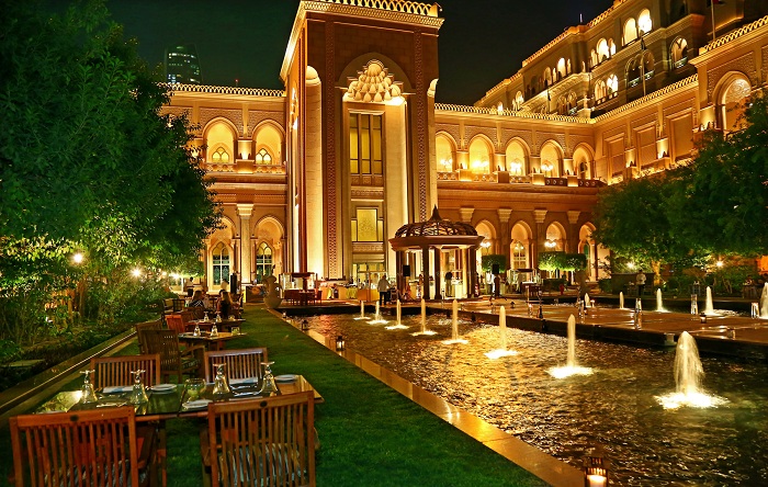 مطاعم فندق قصر الإمارات أبو ظبي يلا بوك