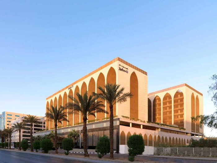  فندق راديسون بلو الرياض