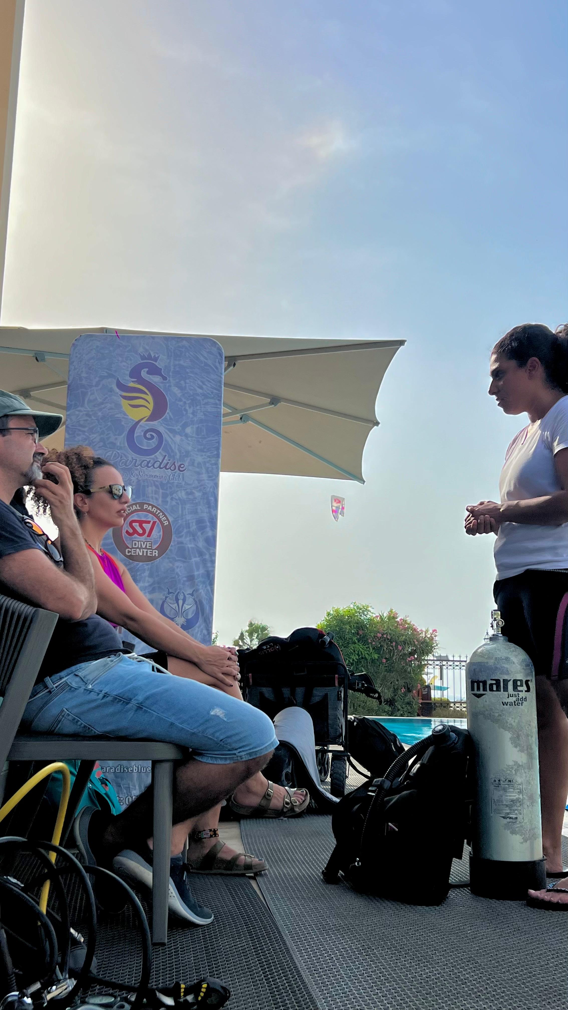 دورة Open Water (SSI / PADI) مع رحلة بوت مجانية